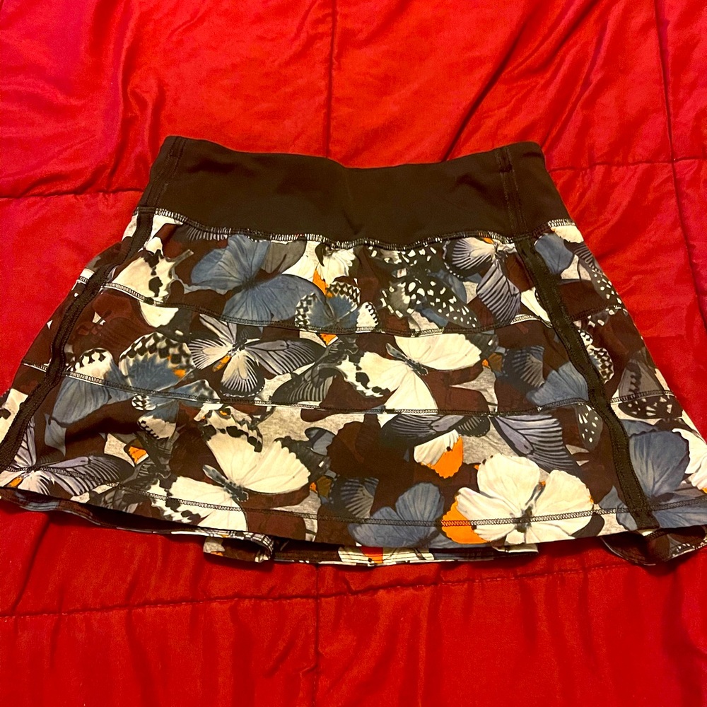 Lululemon Special Edition butterfly skirt w/ short